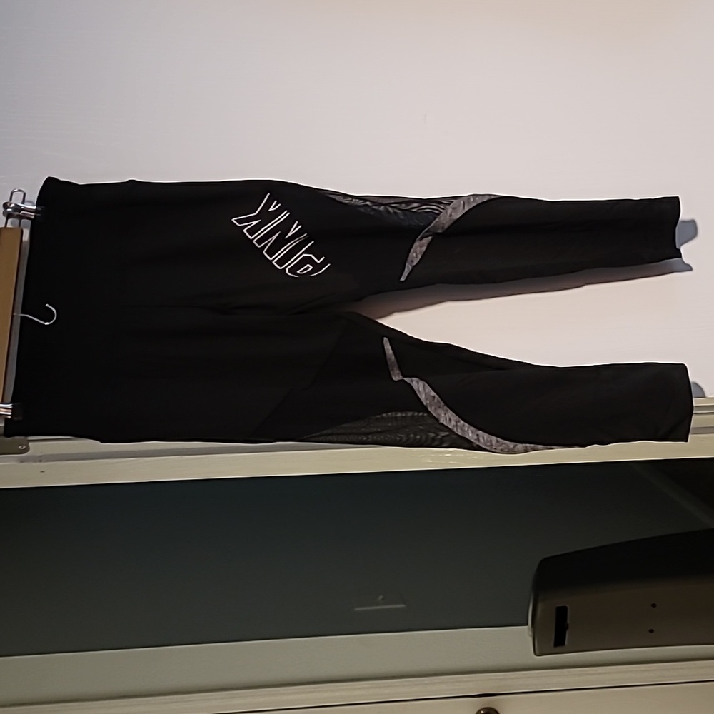 Euc pink leggings size m